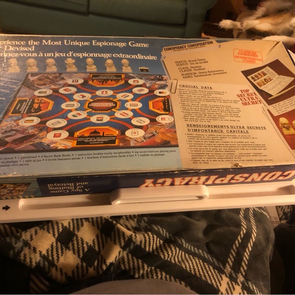 Vintage Milton Bradley Conspiracy Theory Board Game 1983 Espionage 10+ Complete - Picture 7 of 16